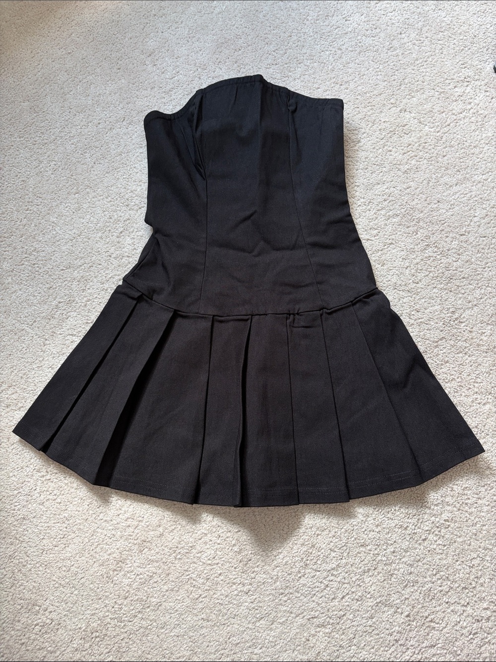 SHEIN Black Strapless Pleated Mini Dress